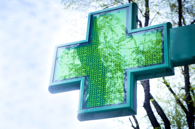 Diferencia entre farmacia comunitaria y hospitalaria