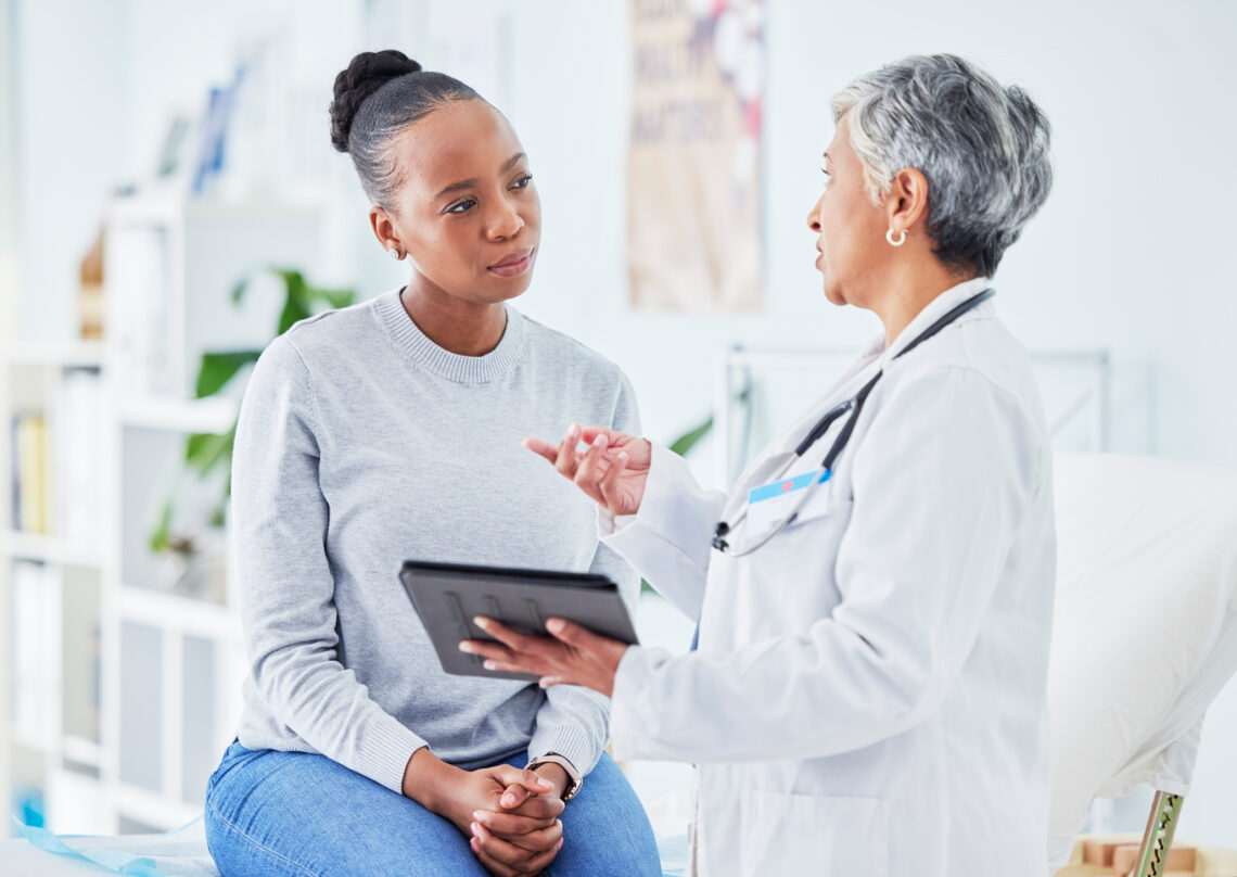 Mujeres en investigación clínica - Equidad de género en ensayos médicos